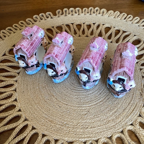 Whimsical Set of 4 Noah’s Ark Ceramic Napkin Ring Holders - Picture 6 of 9